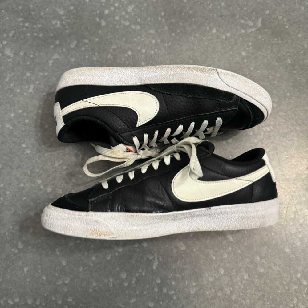 Shoes Nike BLAZER LOW 77 DA4074-002 Sneakers - Picture 4 of 14